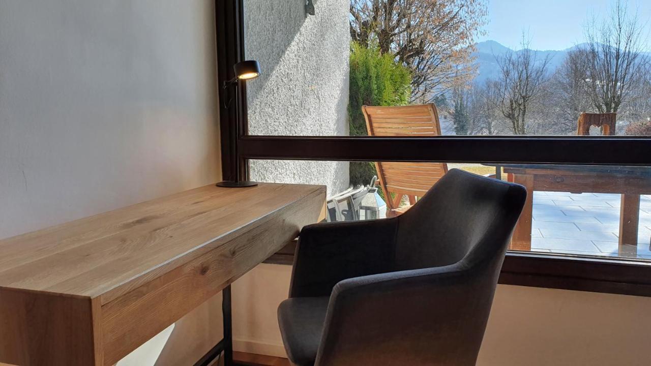 Bungalow Mit Terrasse Im Alpinen Stil Шлирзе Экстерьер фото